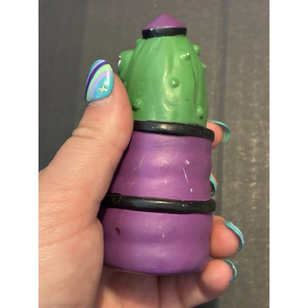 Big Idea 1998 VeggieTales Dave and the Giant Pickle Playset Figure